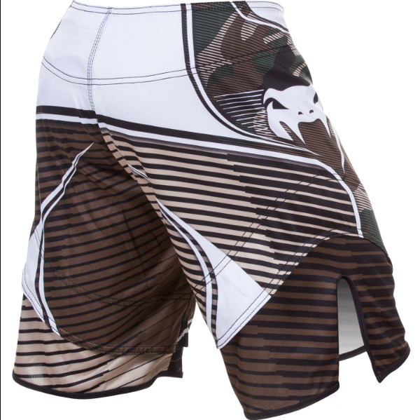 VENUM - CAMO HERO FIGHTSHORTS - GREEN/BROWN