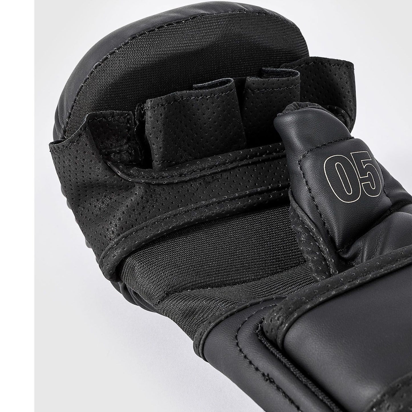 Venum - Impact Evo Sparring MMA Handschuhe - Schwarz