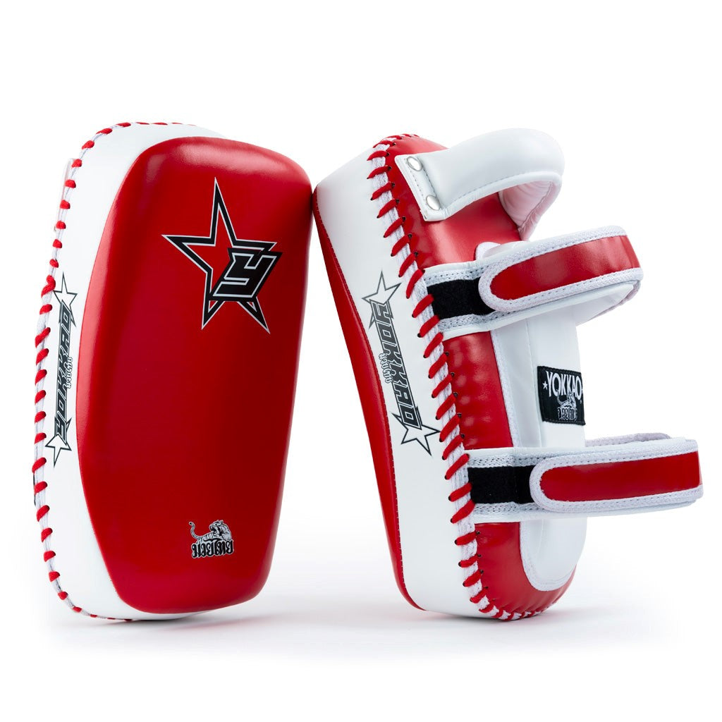 YOKKAO - INSTITUTION ZWEIFARBIGE TRITTPRATZEN