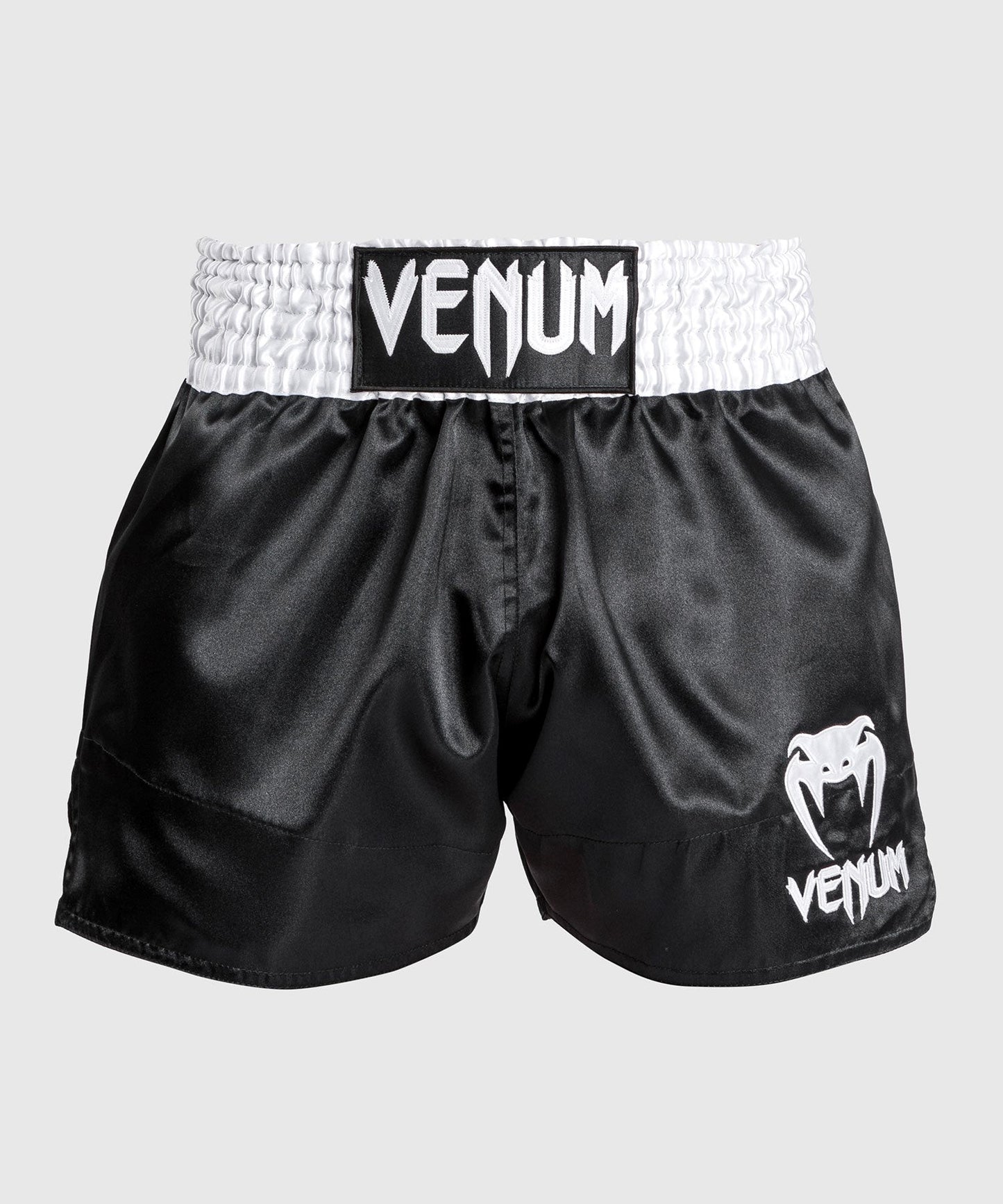 Venum -  Classic - Muay Thai Shorts Weiß/Schwarz/Weiß